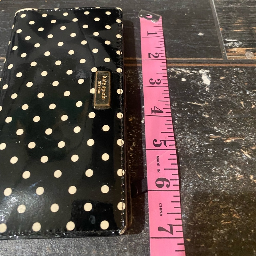 KATE SPADE small polka dot black shiny wallet! Red inside-lots of slots! ♠️EUC♠️ - Picture 3 of 13
